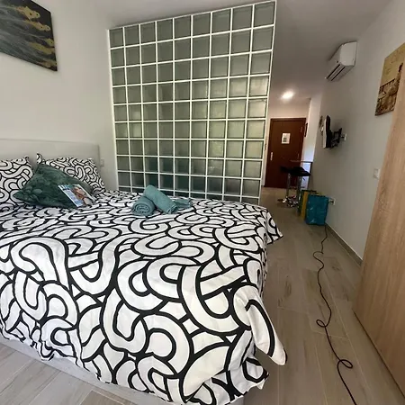 Renovated Mikky Close